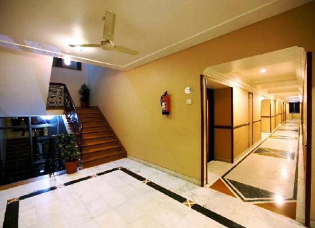 Hotel Brijwasi Royal Mathura Exterior foto