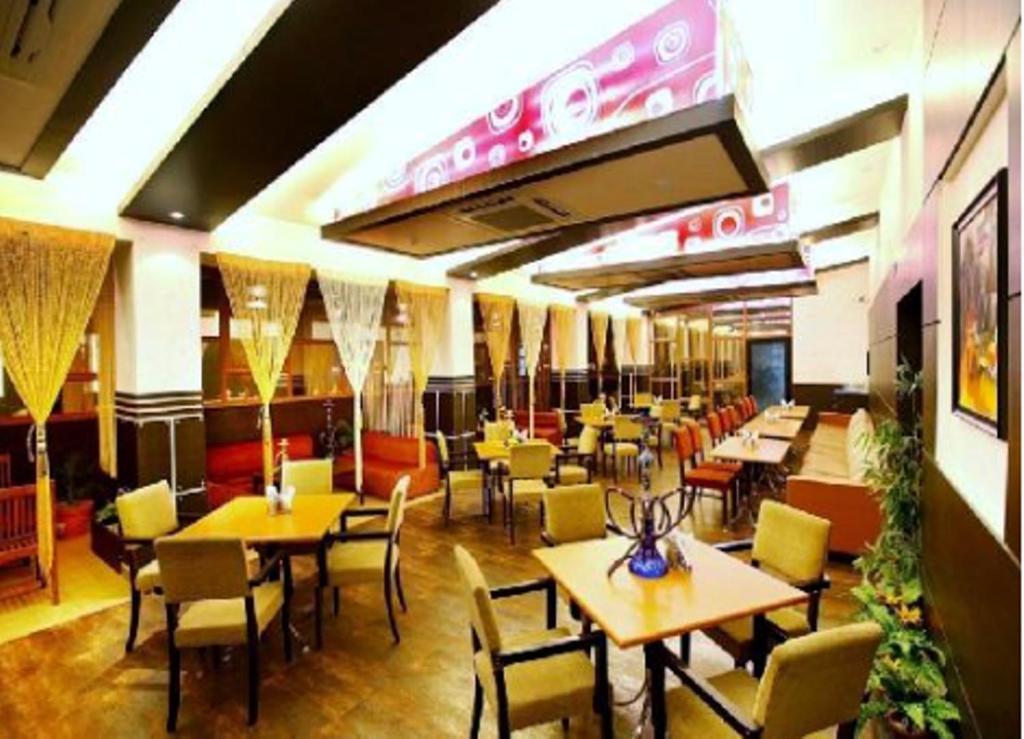 Hotel Brijwasi Royal Mathura Exterior foto